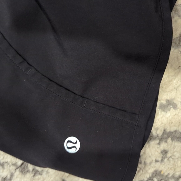 Lululemon Run Times Short II *4"Black reflective zipper - Picture 8 of 12